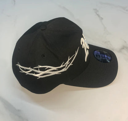 Gorra New Era Athletics Negra Con Espinas Blancas